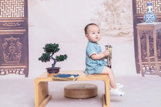 顺德蜡笔小新美伢怀孕
